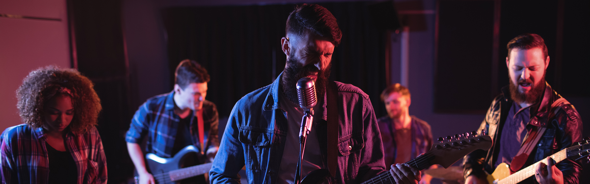 How to Create Unforgettable Live Performances